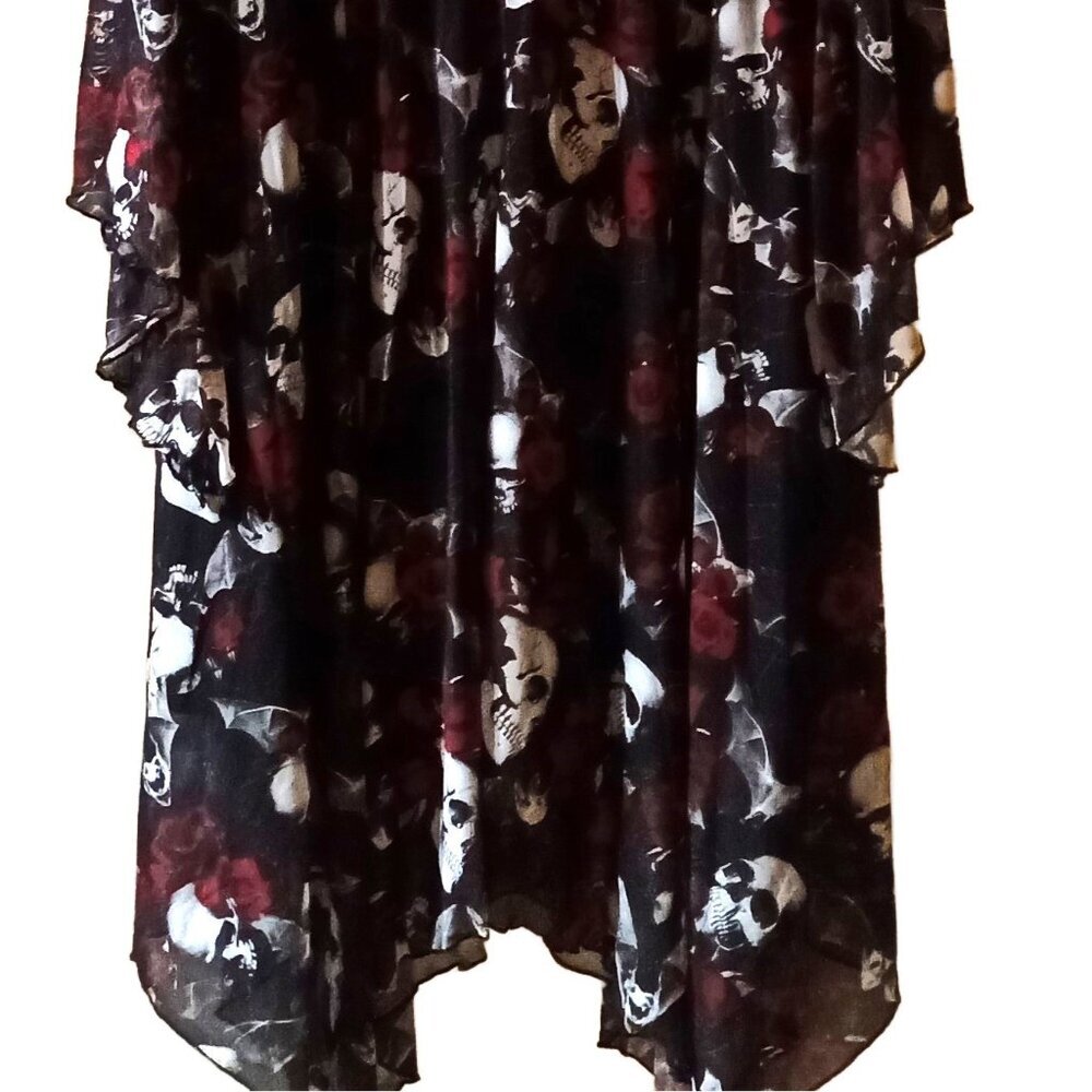 NWT Skull and Roses Pattern Dress by BloomChic Size 18/20 - Picture 4 of 6